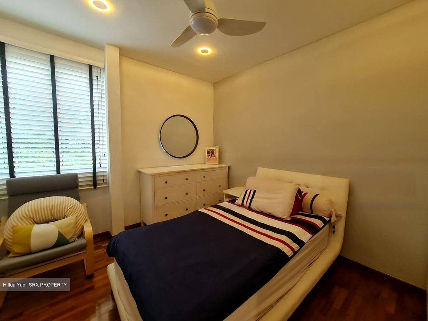 Choa Chu Kang Drive (D23), Terrace #596582371